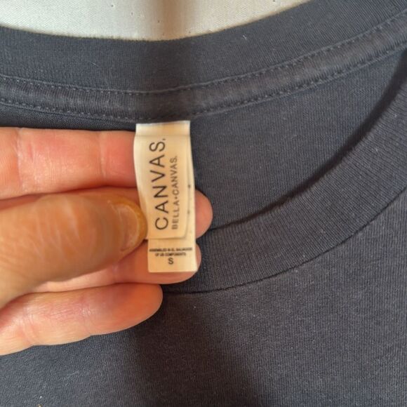 Taylor Swift Authentic 2018 Reputation Stadium Tour T-shirt. Size Small. - Picture 3 of 5